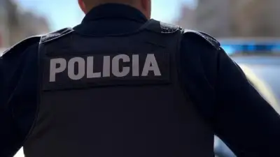 Policías reclaman un...