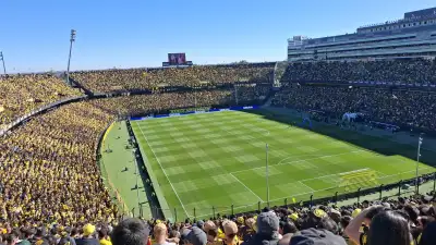 Hinchas de Peñarol r...