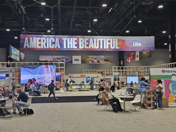 "América es bella" será el título de la campaña para atraer turistas hacia Estados Unidos